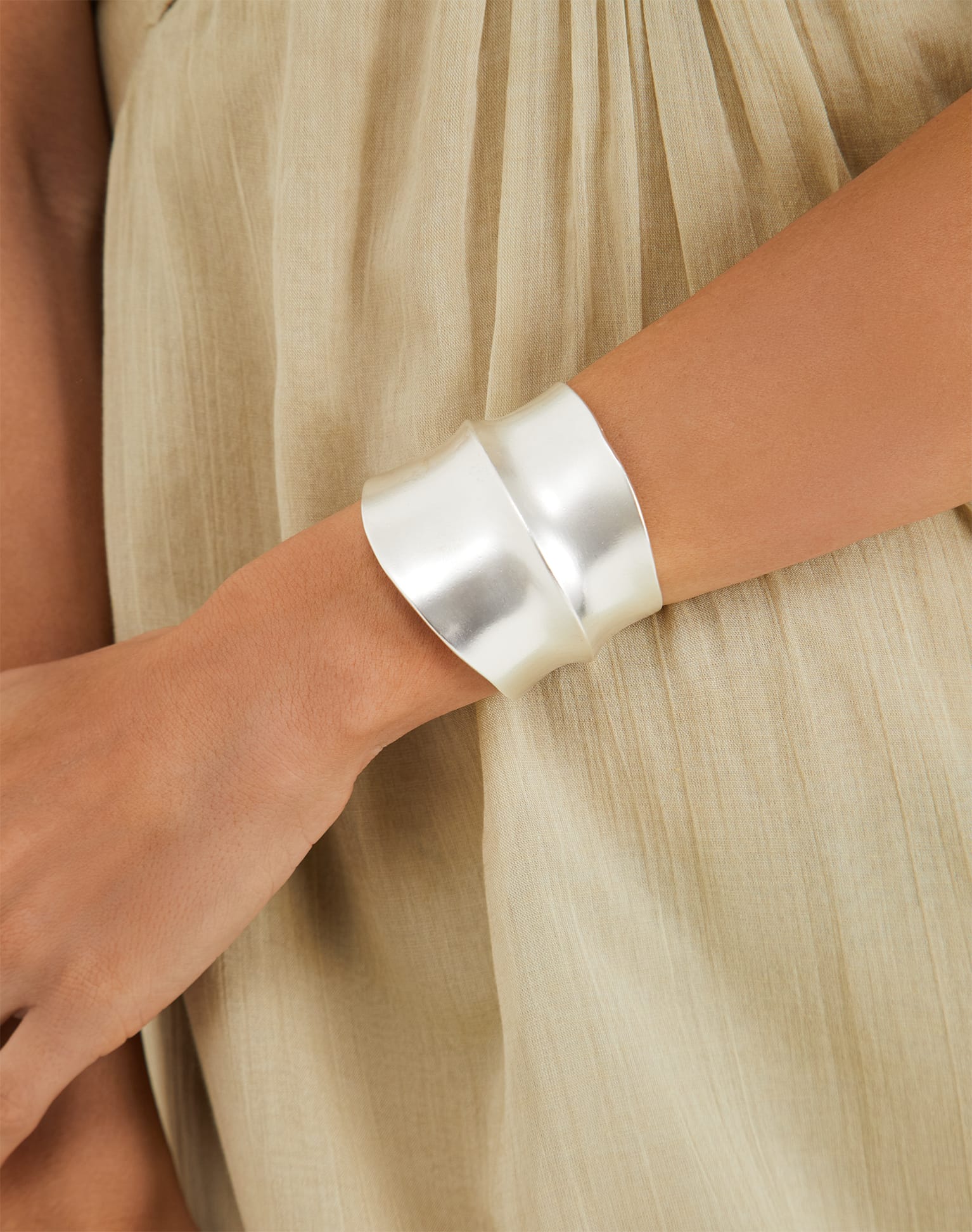 Ray Bracelet - Silver - Image 5